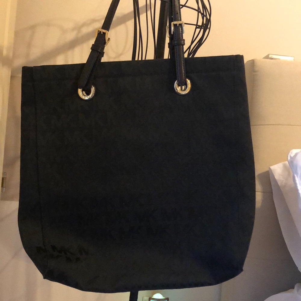 Black Michael Kors Tote Bag